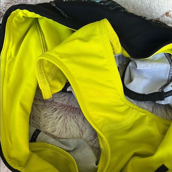 Lululemon Tracker Short III - Picture 4 of 12